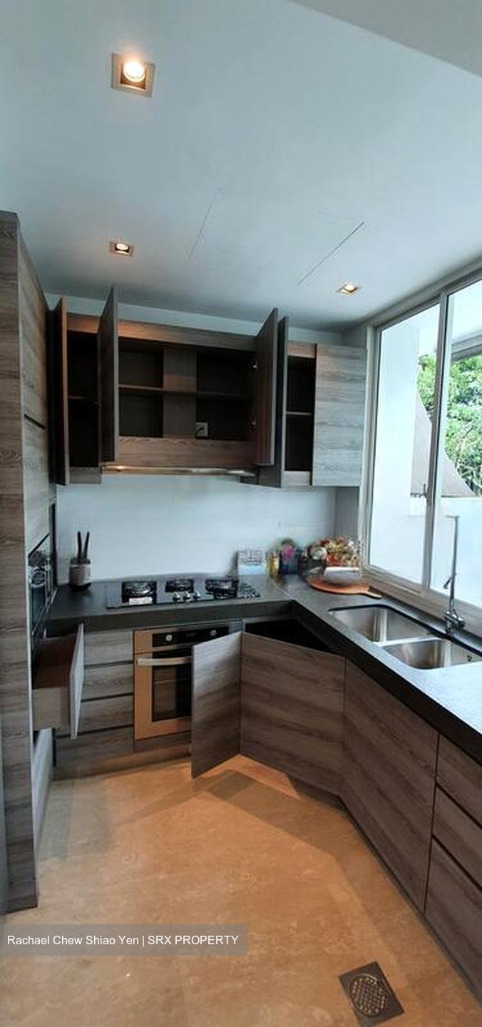 Sunrise Avenue (D28), Terrace #485427551